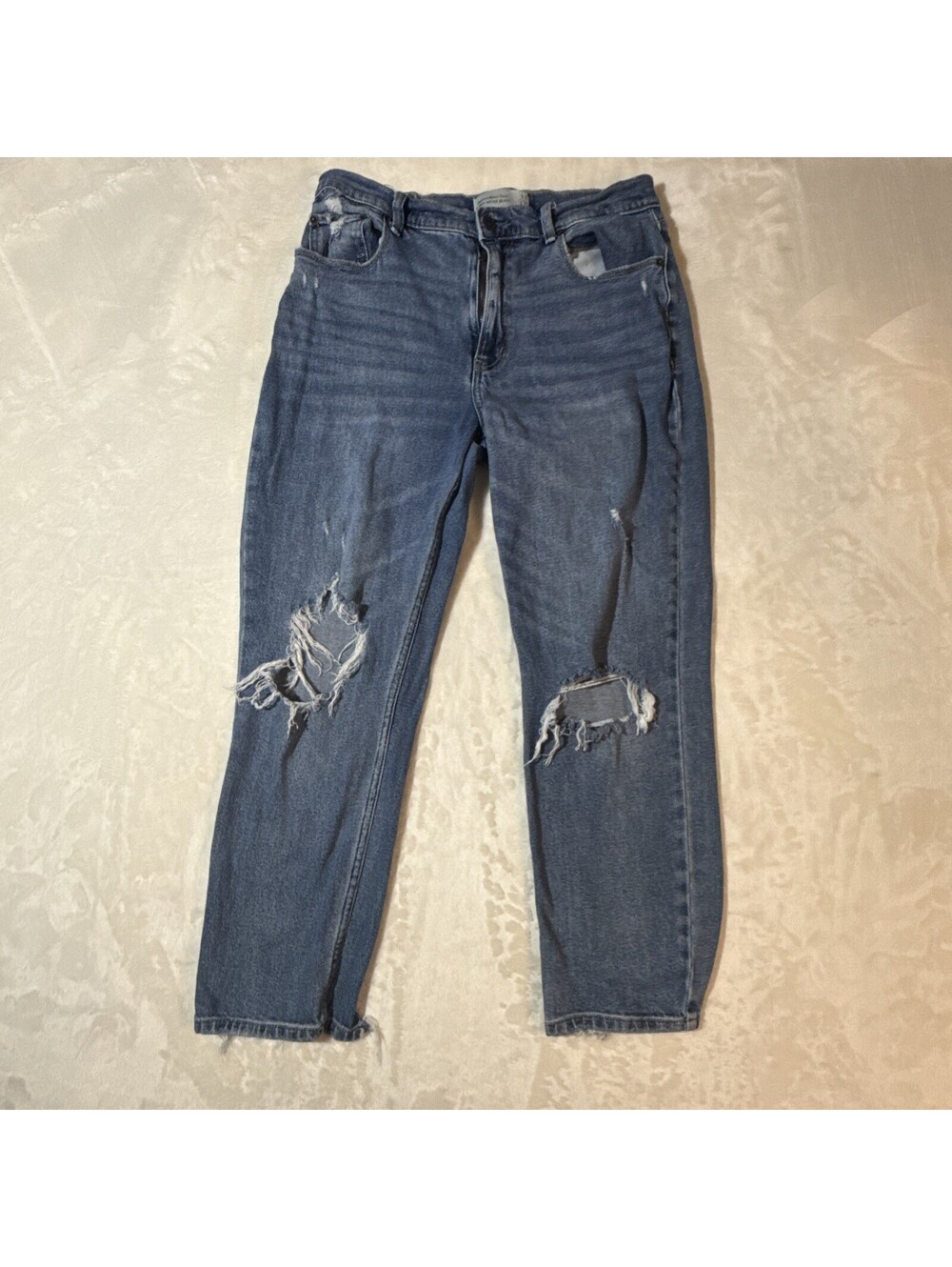 Abercrombie & Fitch Mom Jeans 31 812 Light Wash Distressed High Rise